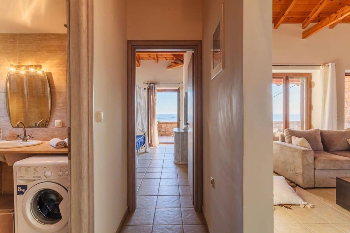Mani Panoramic Seaviews - Luxury Summer Haven Lévktron المظهر الخارجي الصورة