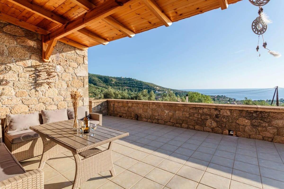 Mani Panoramic Seaviews - Luxury Summer Haven Lévktron المظهر الخارجي الصورة