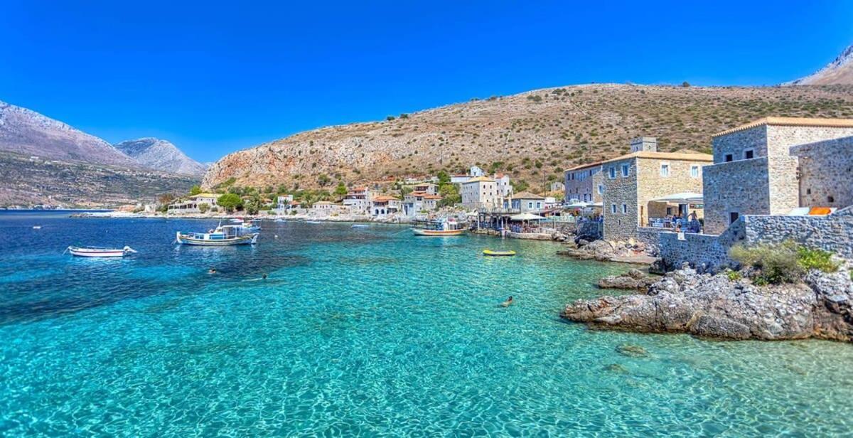 Mani Panoramic Seaviews - Luxury Summer Haven Lévktron المظهر الخارجي الصورة